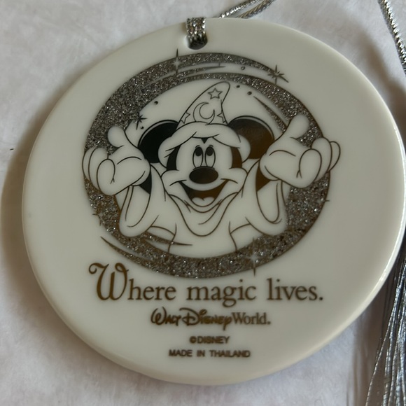 Disney ceramic ornament - Picture 6 of 8